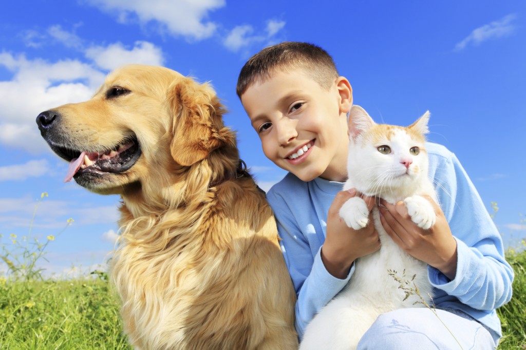 advantages-and-disadvantages-of-having-a-pet-in-your-home-with-a-child